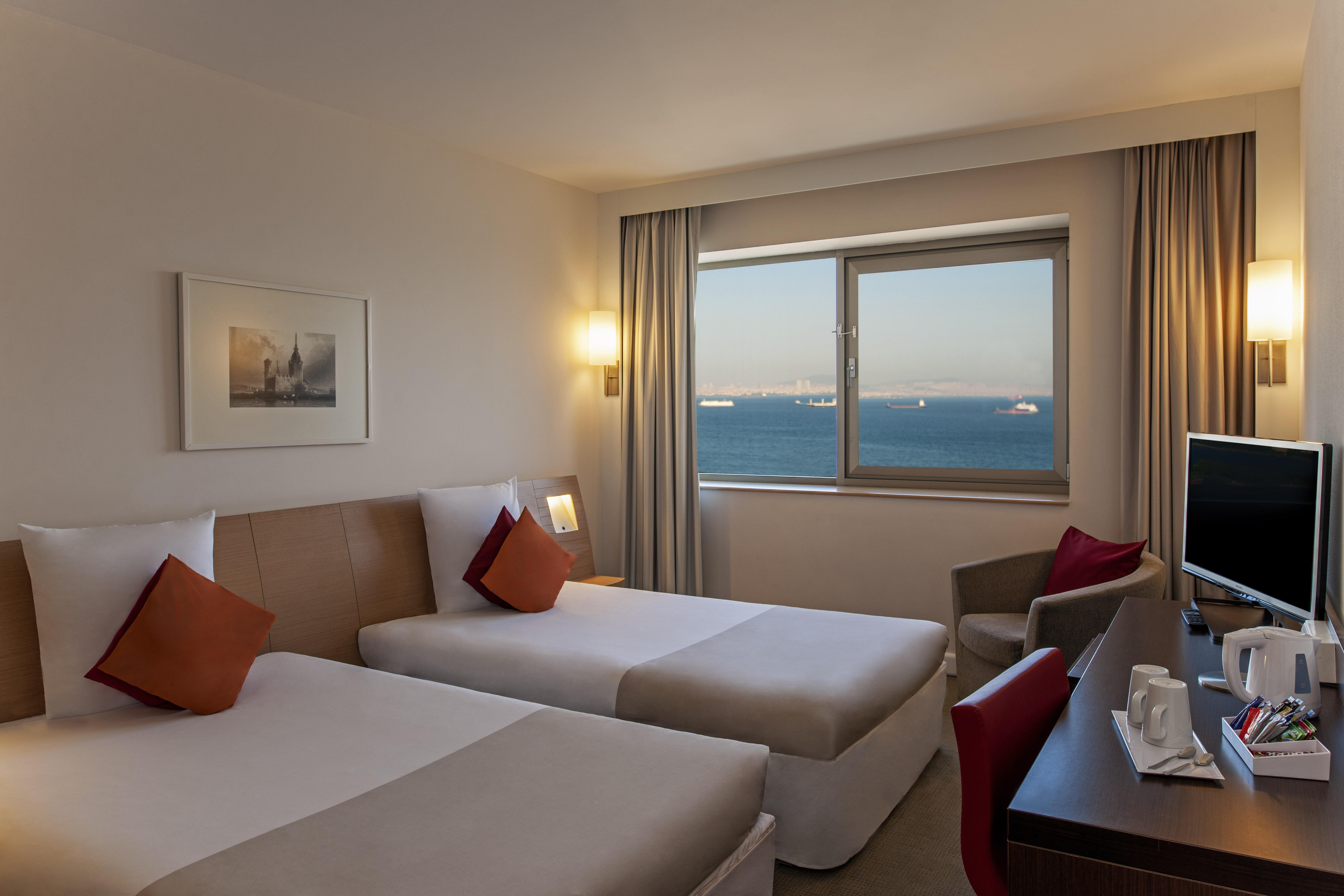 Novotel Istanbul Zeytinburnu Экстерьер фото